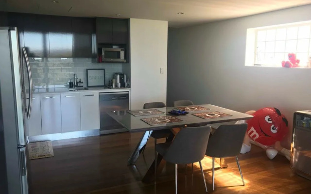 City Fringe Boutique Parkland 2 Bedroom Apartment