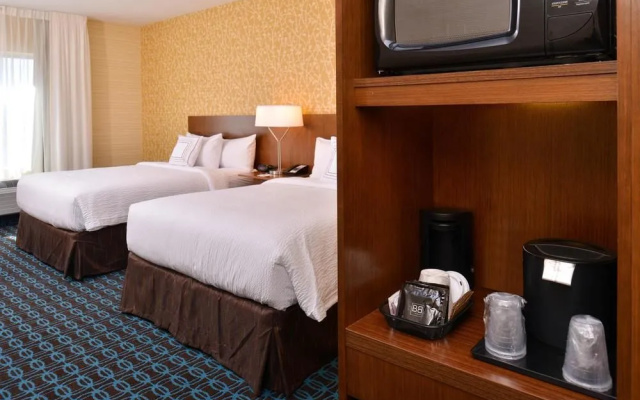 Fairfield Inn & Suites Farmington