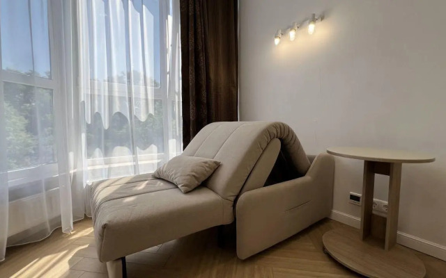 Меркато на улице Яна Фабрициуса 2/23М