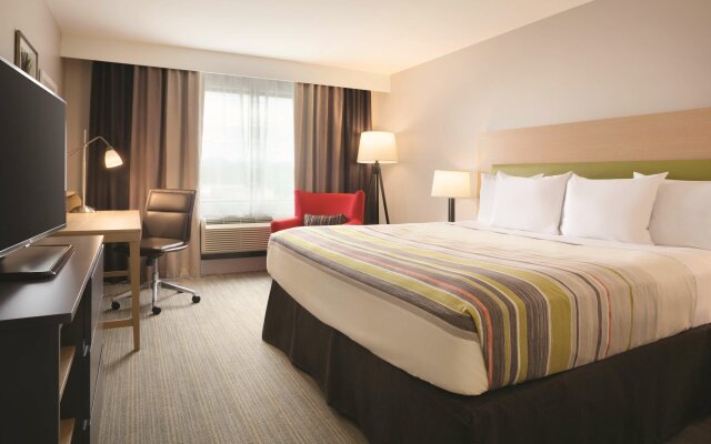 Country Inn & Suites by Radisson, Tampa Airport East-RJ Stadium