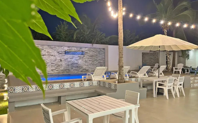 Zaba Beach House