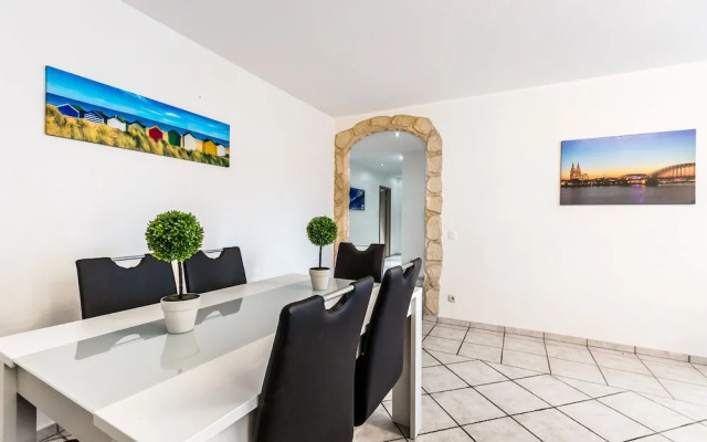 Little Manhatten Apartments