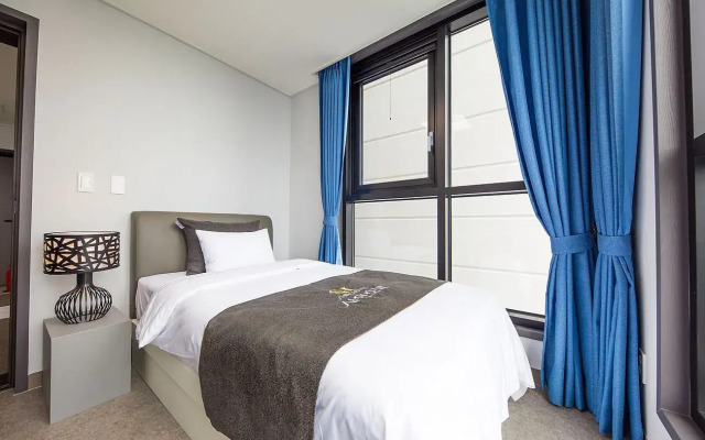 Shine Hotel