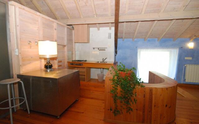 Farmhouse in Soudos With Garden