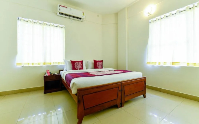OYO 11328 Hotel Chandrika Residency
