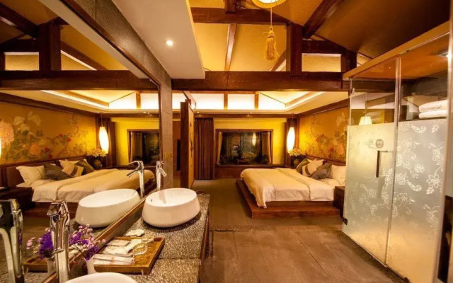 Floral Hotel Lijiang Yishe