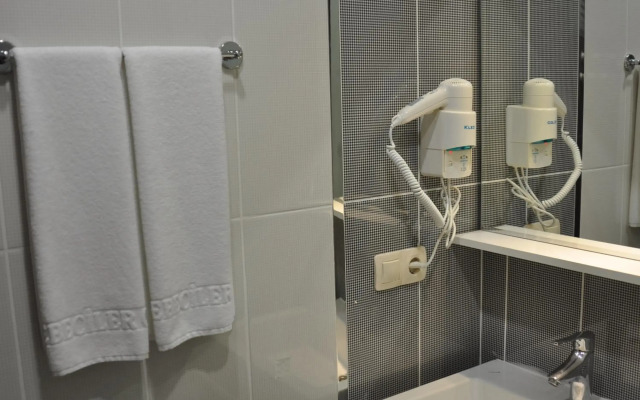 Cebeciler Otel