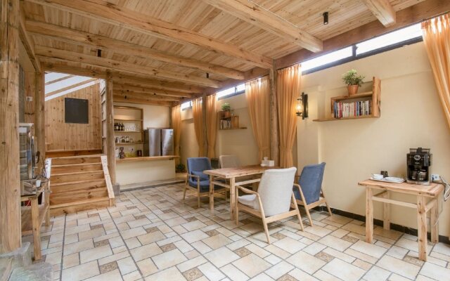 Mild Spring Boutique Hotel