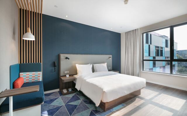 Holiday Inn Express Hangzhou Xixi Tourism Zone, an IHG Hotel