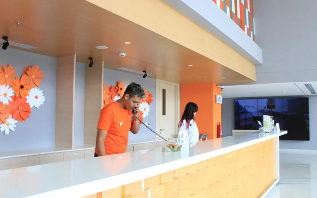 HARRIS Hotel & Conventions Solo