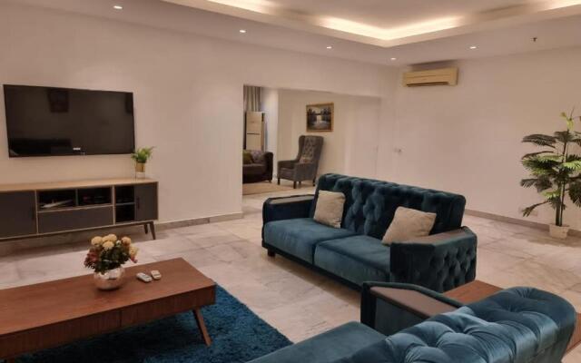 Luxury 3 bedroom apartment ikoyi with gym and pool