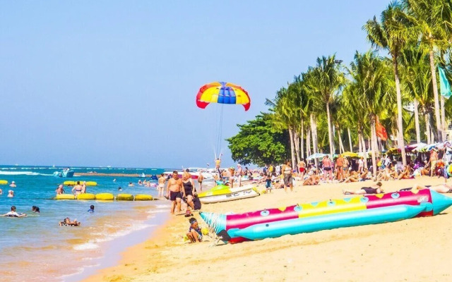 Pattaya Holiday House
