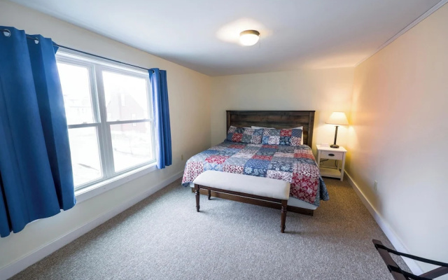 Downtown Greenville Spacious Apartment