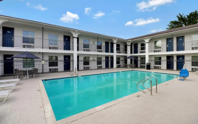 Americas Best Value Inn & Suites - College Station/Bryan
