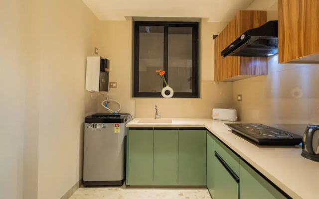 ELIVAAS Kamerios Verano 1 BHK with Pool