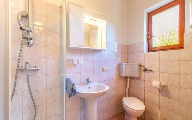 Amazing Apartment in Rovinj With Wifi
