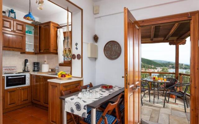 Seaside House with view over Pagasitikos