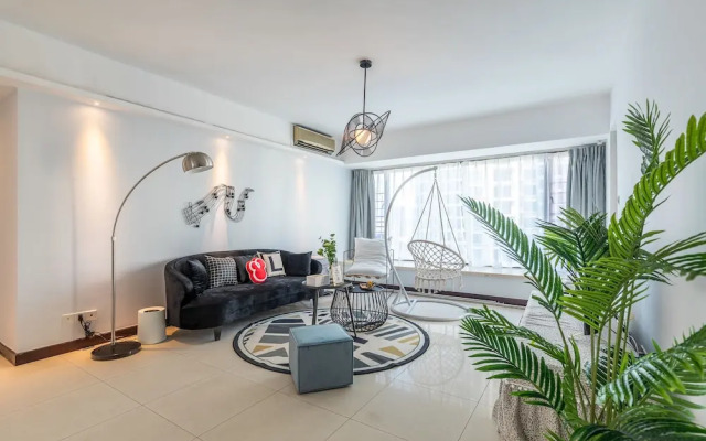 Locals Boutique Apartment Huafa Plaza 35