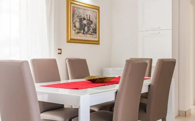 Belvilla by OYO Malaspina