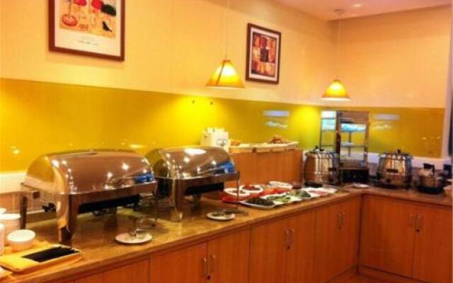 Home Inn Ji'nan Quancheng Plaza Chaoshan Street