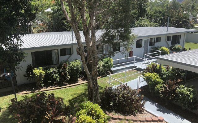 Cocos Holiday Apartments