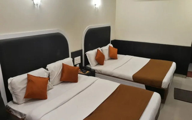 Hotel Vishal Plaza