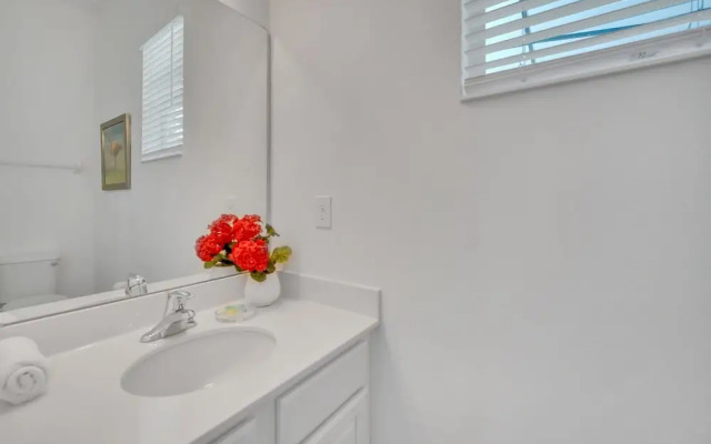 Stunning Bright Family Home Sleeps 25 Bl102