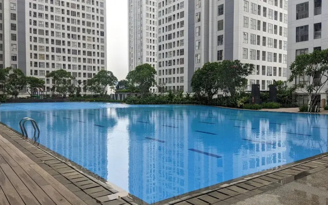 Comfy 1Br Apartment At M-Town Residence