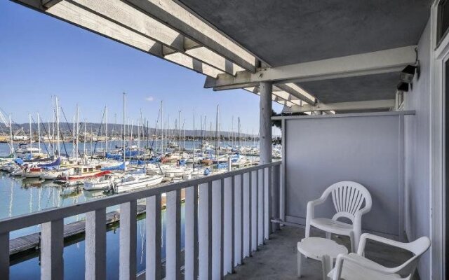 Marina Village Inn