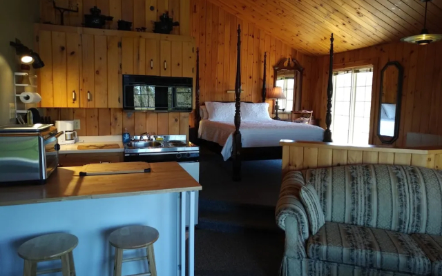 Amherst Shore Country Inn