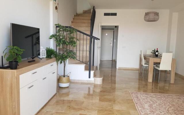 VILLA LORA Modern & New townhouse 2 Bedroom