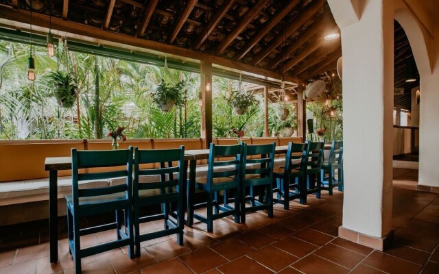 Sansara Surf and Yoga Resort - Retreat