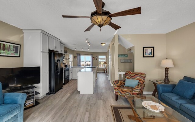 Pelican Roost 2 Bedroom Townhouse by RedAwning