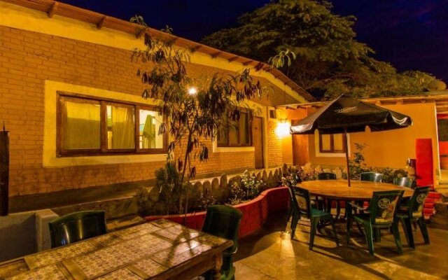 Palosanto Backpackers