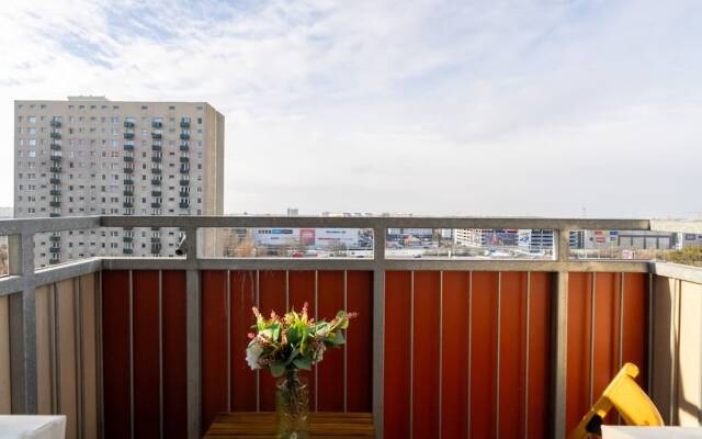 Retro Studio With Balcony by Renters