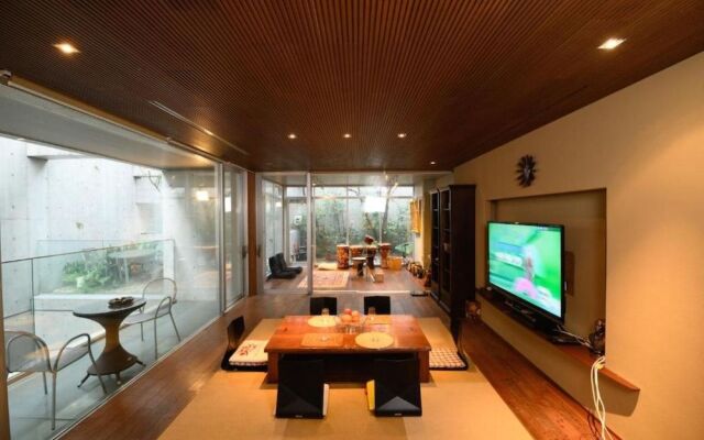 Azabu Modern House