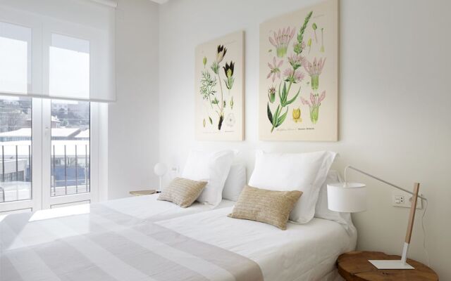 Mirakruz H Apartment by FeelFree Rentals
