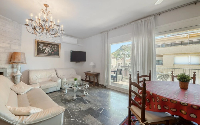 Apartment Near Plataj De Roses Beach