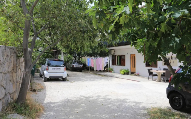 Double Room Split 17766a