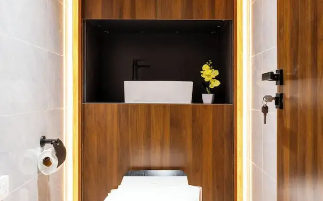 The Pinnacle Residence Service by Soben