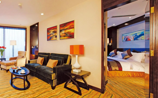 Cenbest Jinling Grand Hotel