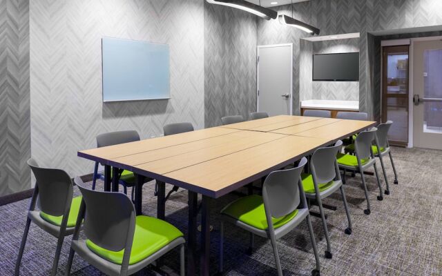 SpringHill Suites Kansas City Plaza