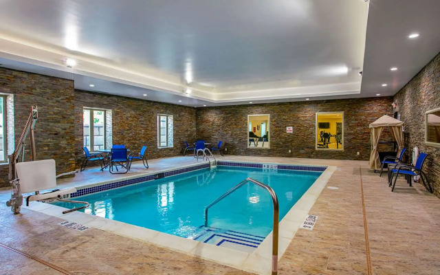 Comfort Suites Fishkill near Interstate 84