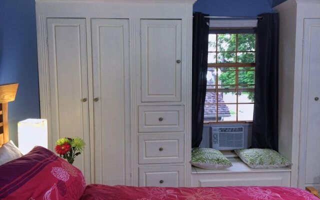 Dundas Glen Bed & Breakfast