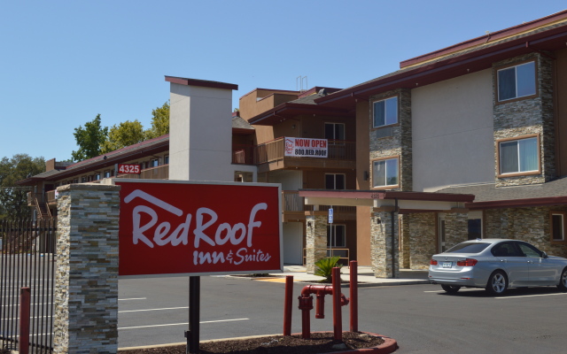 Red Roof Inn & Suites Sacramento North