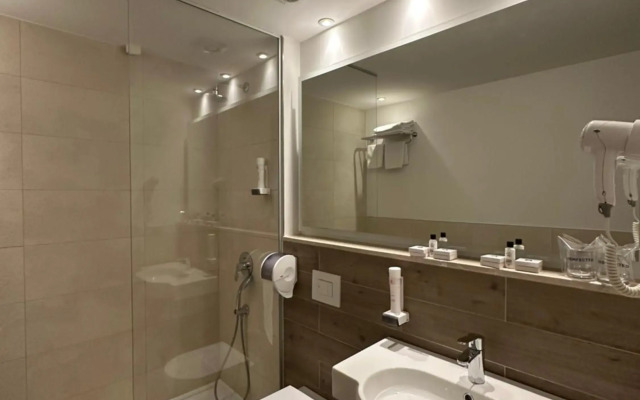 Nar Hotel