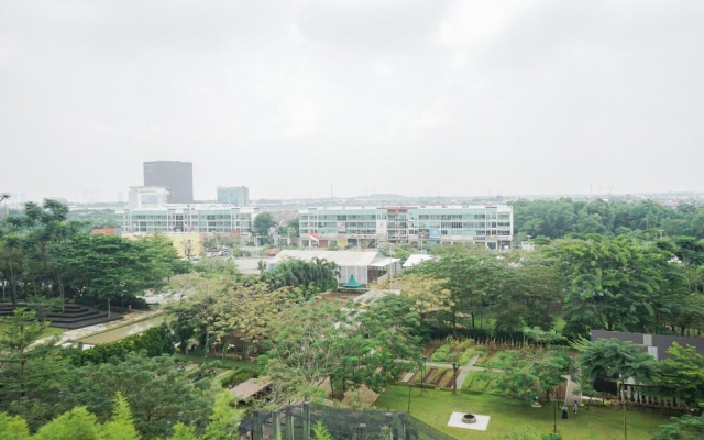 Homey and Nice Studio Apartment at Scientia Residence