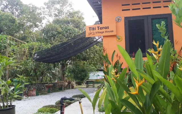 Titi Teras Village House