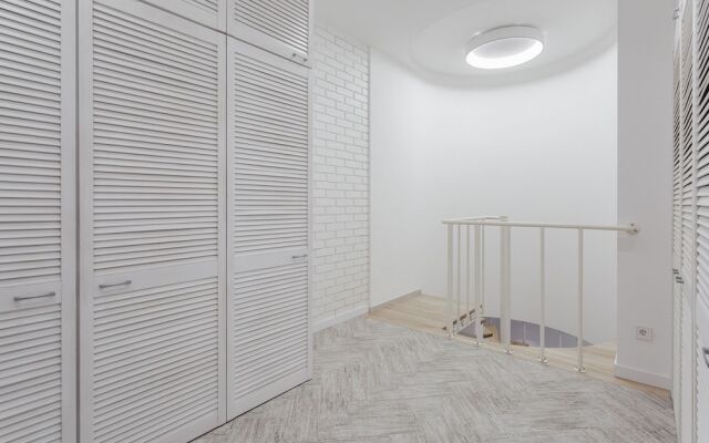 Апартаменты Royal, пер. Ониловой, 18