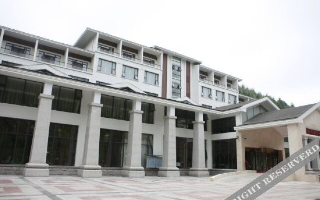 Shennong Hotel